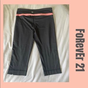 Forever21 yoga 🧘🏼‍♀️ workout leggings